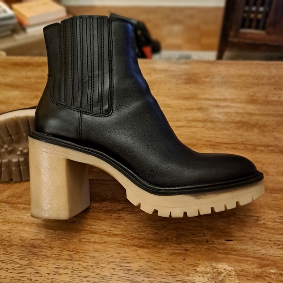 Leather Dolce Vita booties - Picture 2 of 4